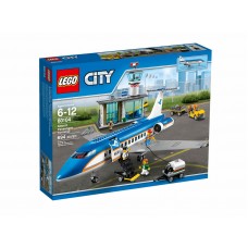 Конструктор LEGO City Пассажирский терминал аэропорта (60104)